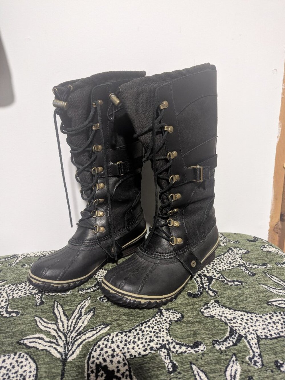 Sorel Conquest Carly boots